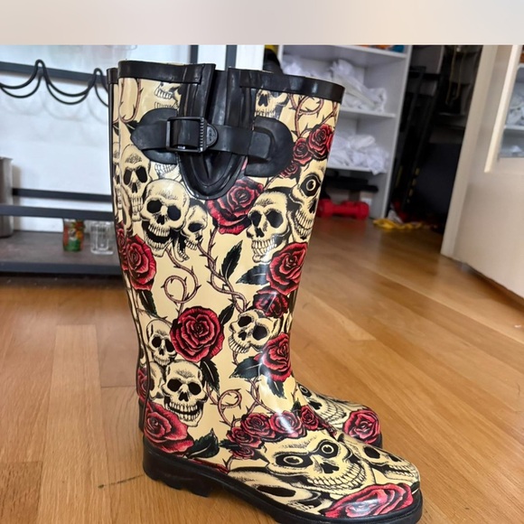 Urban Outfitters Shoes - ATL GIRL Y2K rain boots…